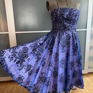 Exquisite vintage strapless cocktail dress circa 1950s